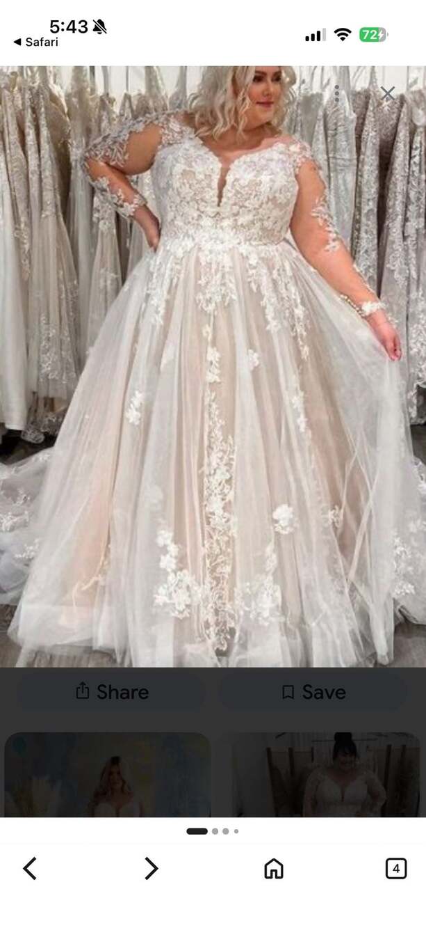 V-Neck Long Sleeve Tulle and Lace Wedding Dress - Picture 9 of 9